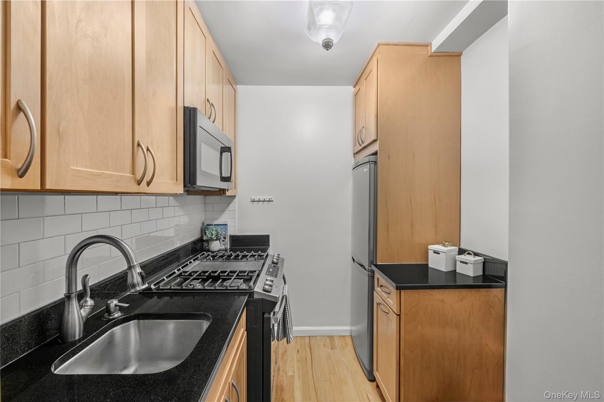 800 Grand Concourse 2BS
