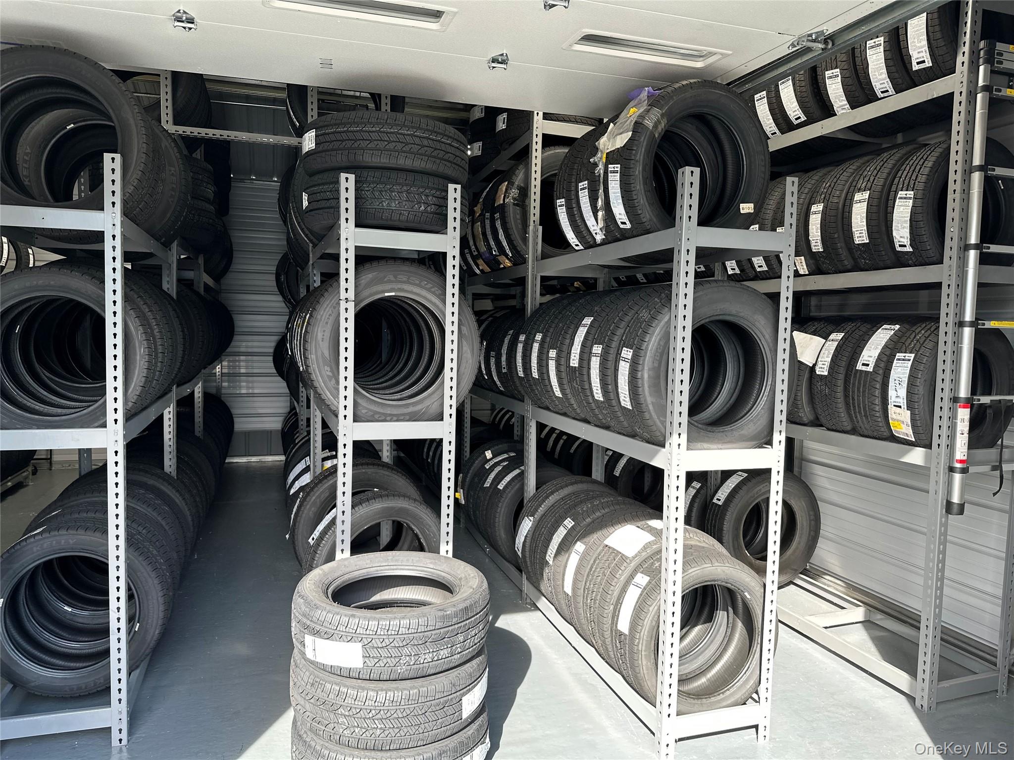 176 N Central Avenue