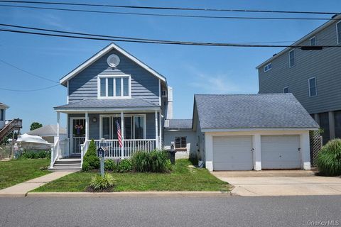 3609 Somerset Drive Seaford NY 11783