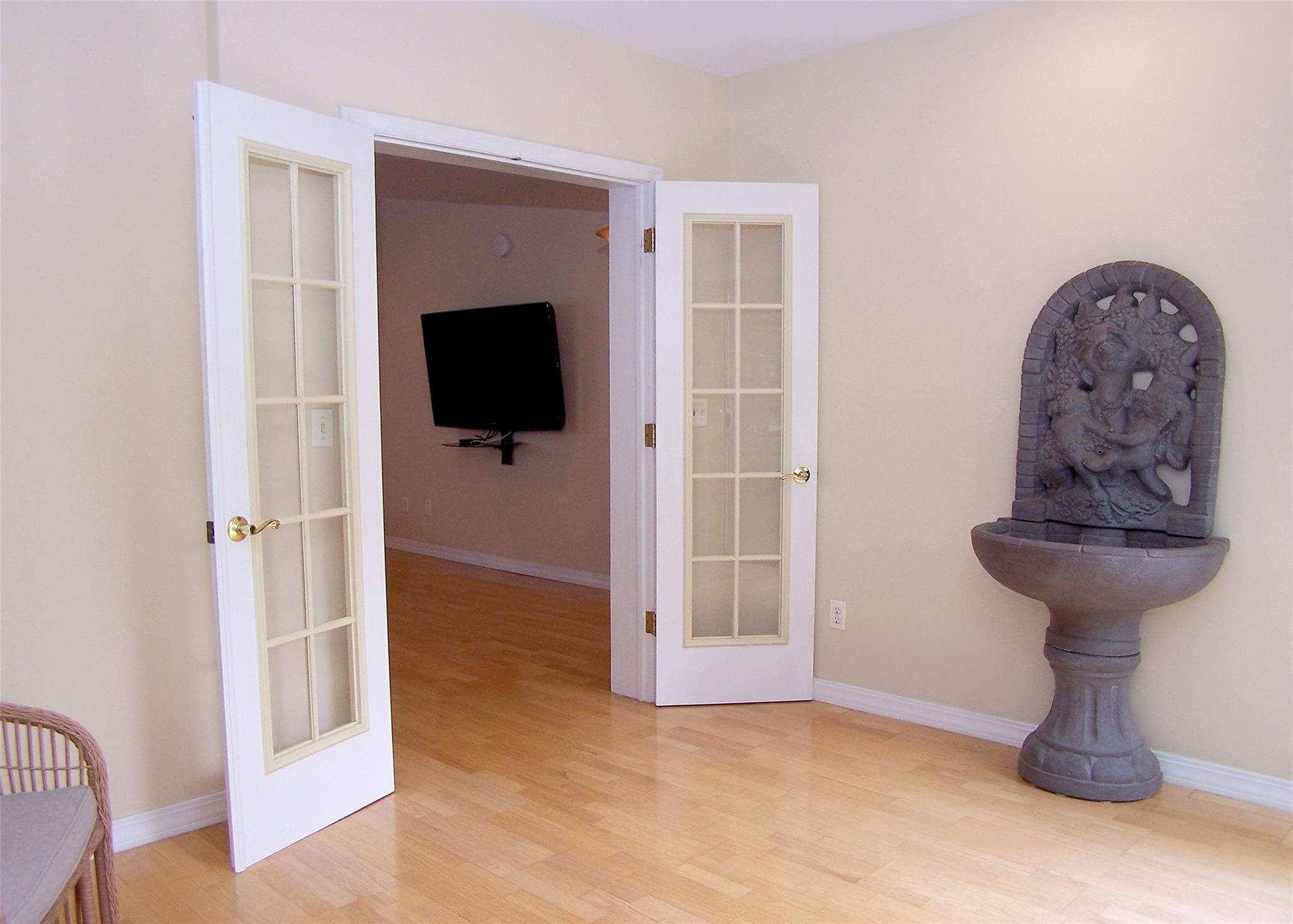 29 Madison Circle, Middle Island, New York image 24