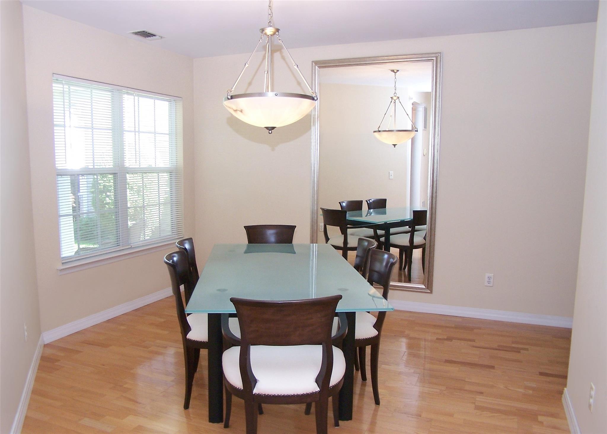 29 Madison Circle, Middle Island, New York image 16