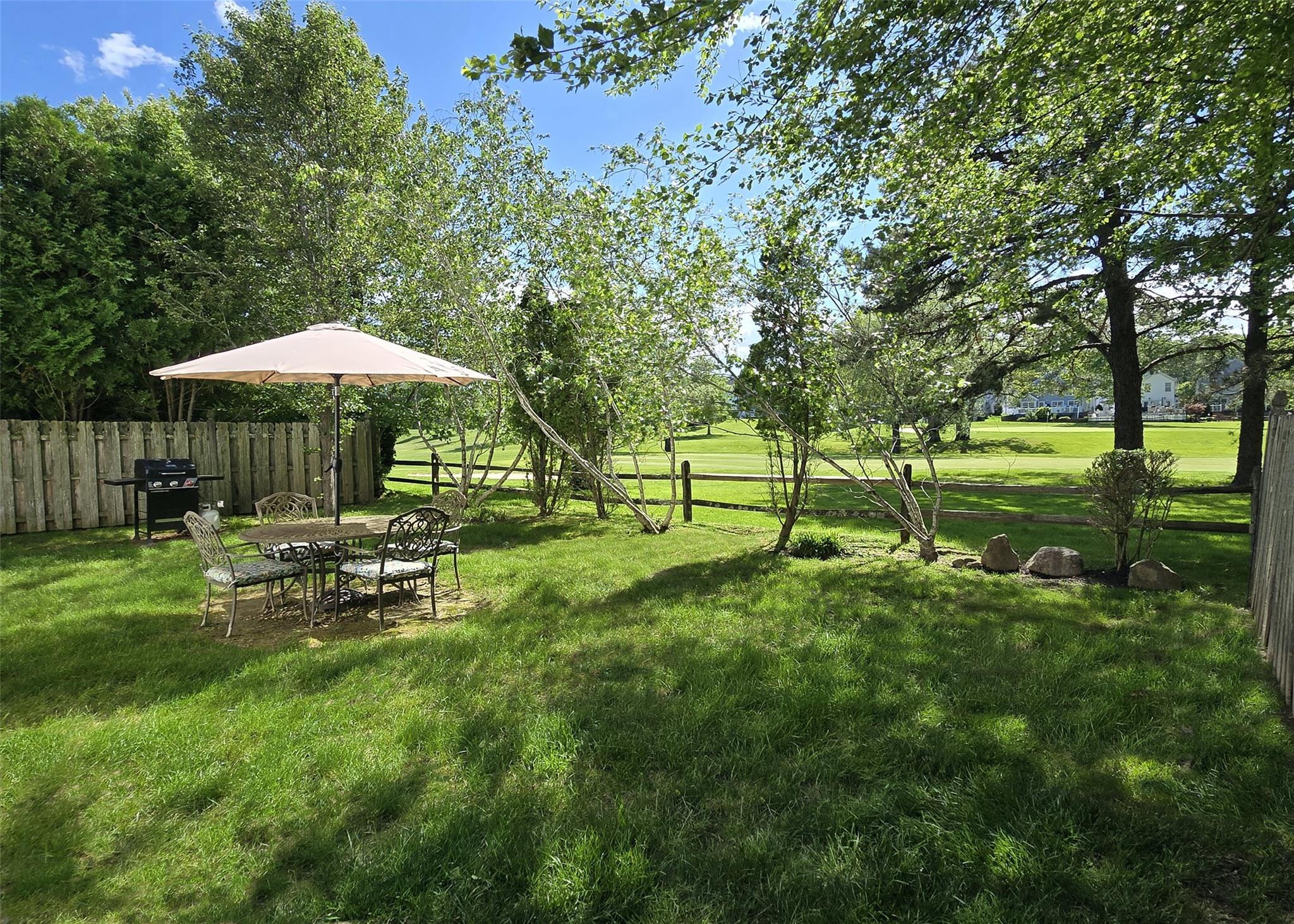 29 Madison Circle, Middle Island, New York image 3