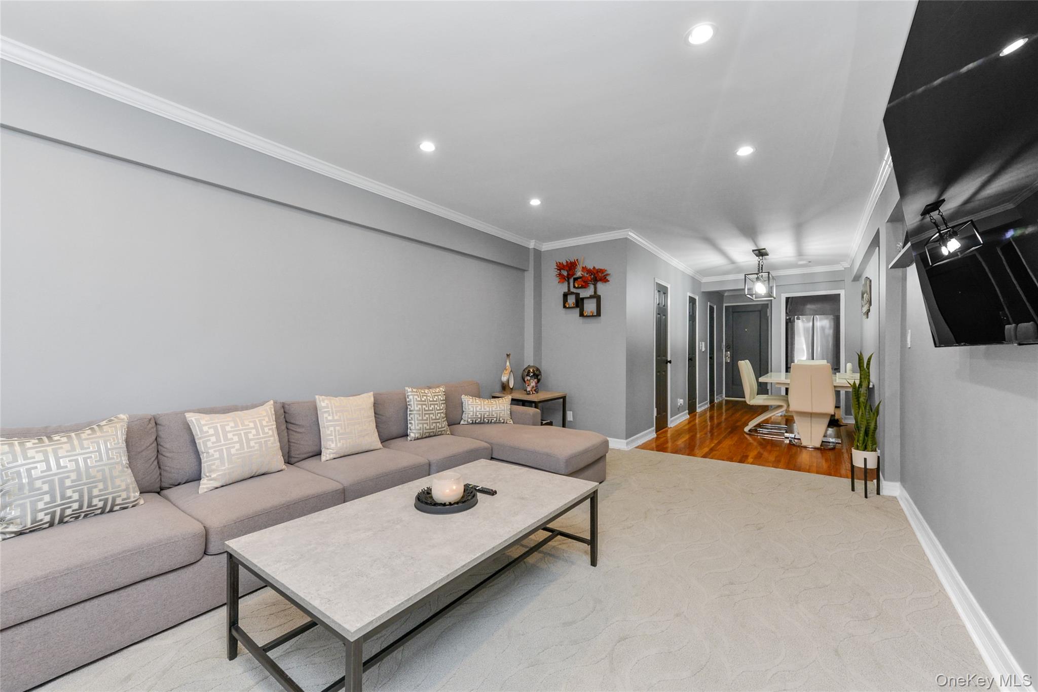 70 Locust Avenue 504B