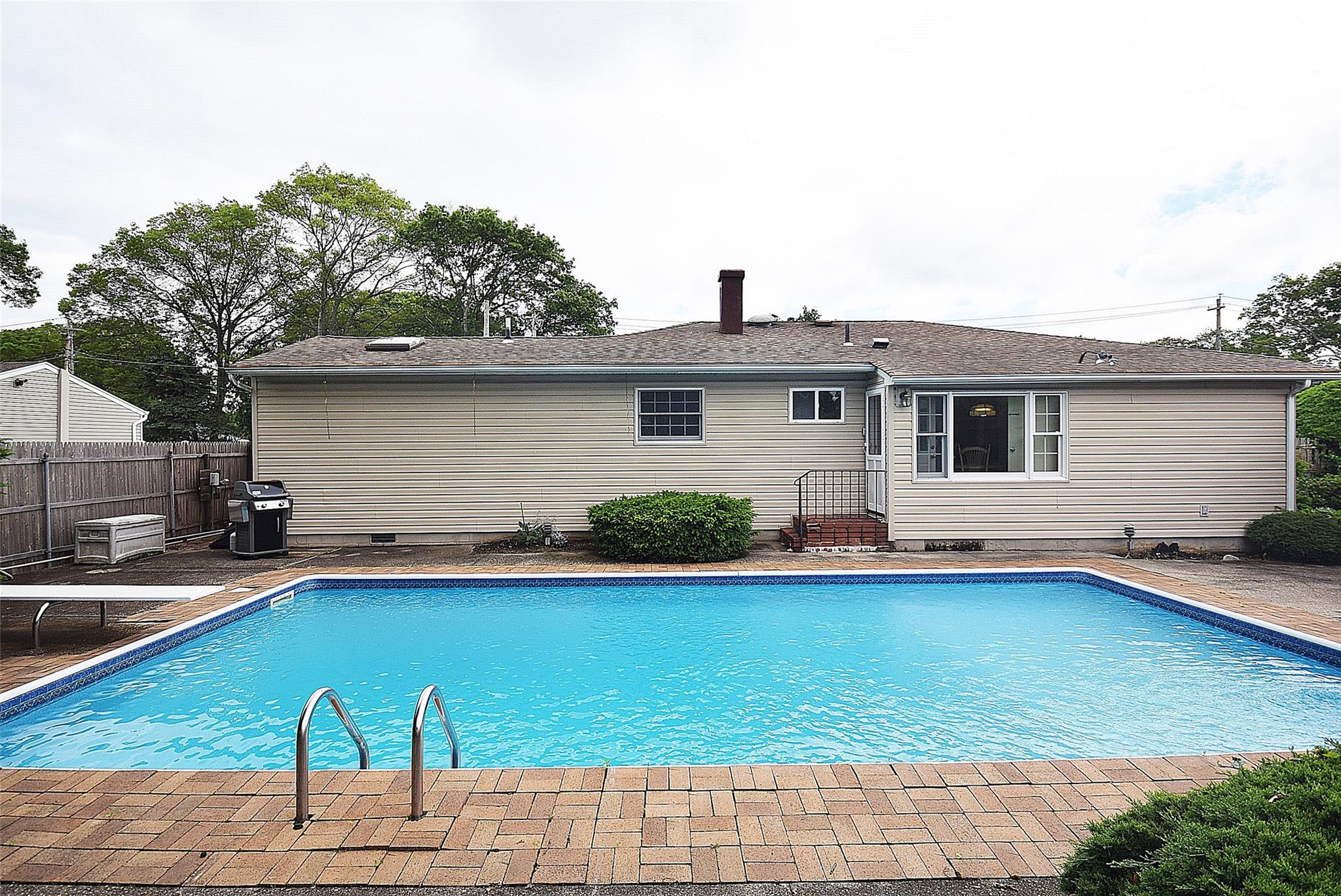 24 Rodney Avenue, Islip Terrace, New York image 27