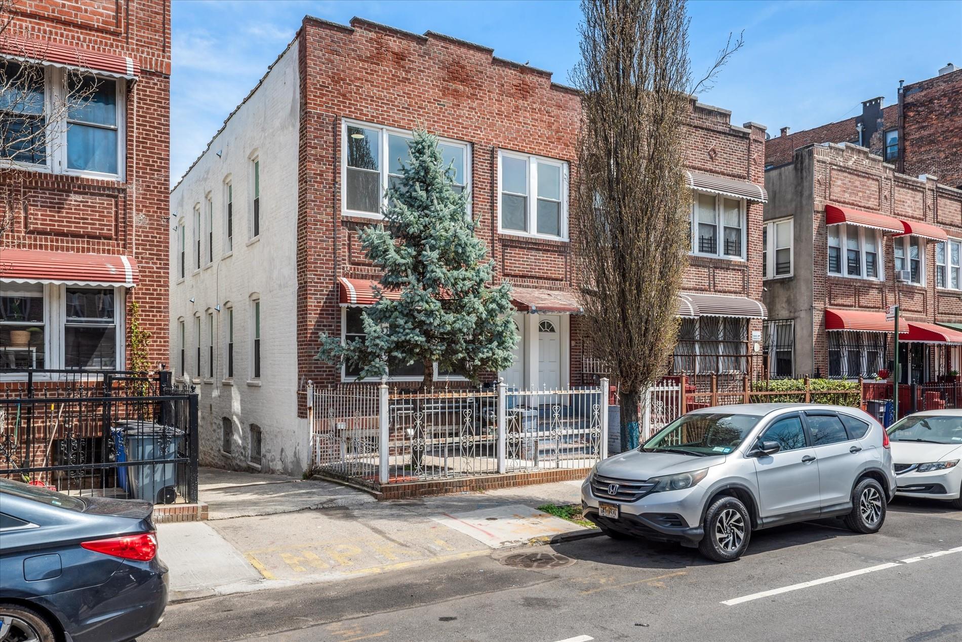 Property for Sale at Evergreen Avenue, Bronx, New York - Bedrooms: 8 
Bathrooms: 5  - $1,150,000