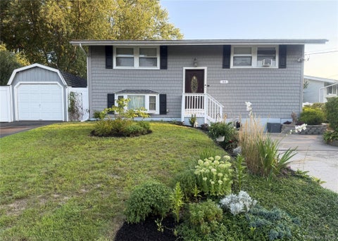 Photo of 44 Buckskin Lane, Selden, NY 11784 (MLS # 1038346)