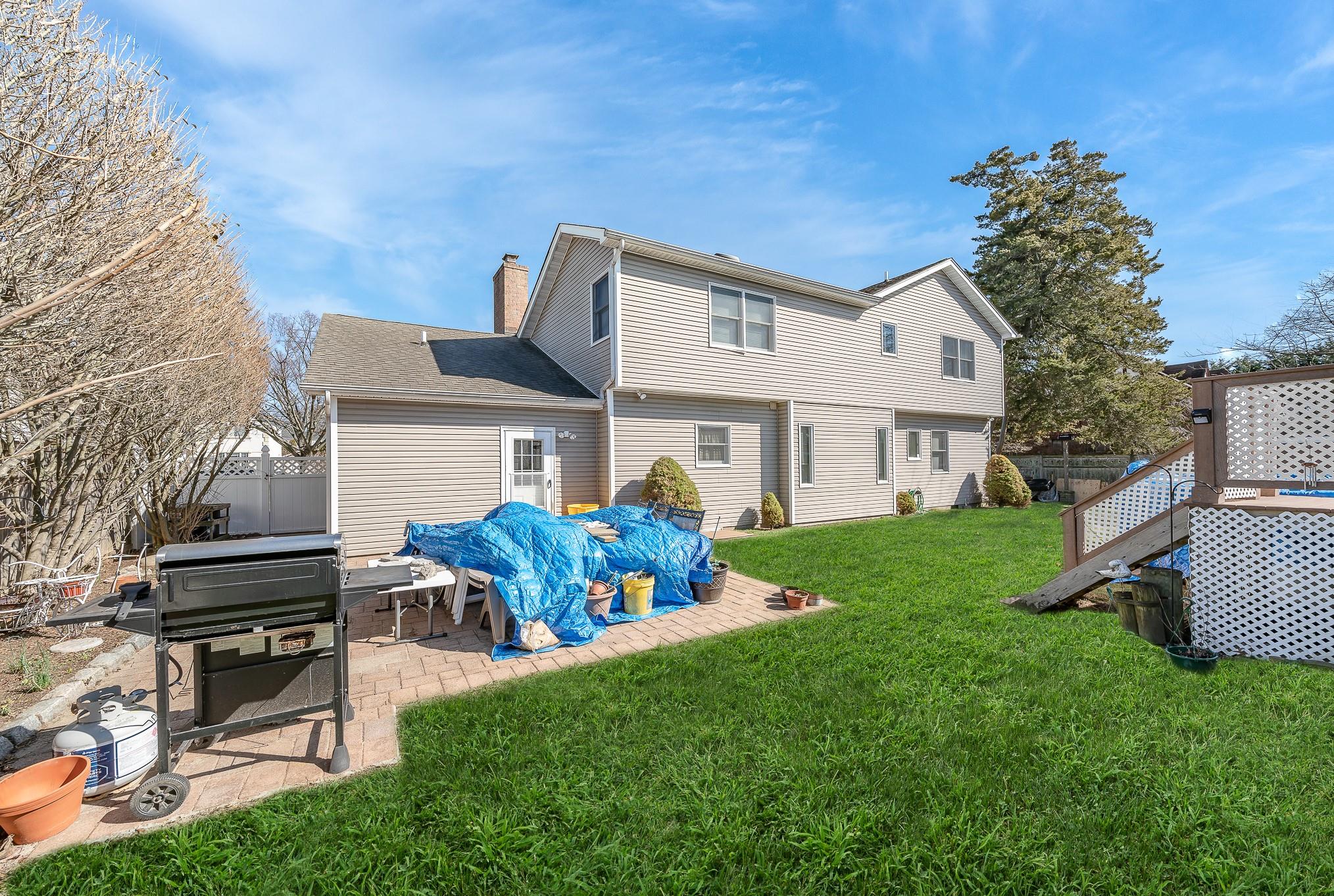 55 Sunset Road, Massapequa, New York image 24