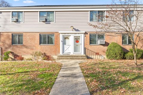 Homes For Sale - 220-47 73rd Avenue #UPPER<br/> Bayside, NY 11364