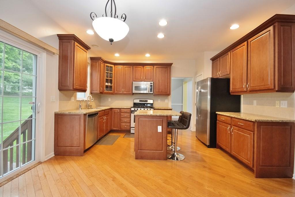 622 Creekside Lane, Fishkill, New York image 13