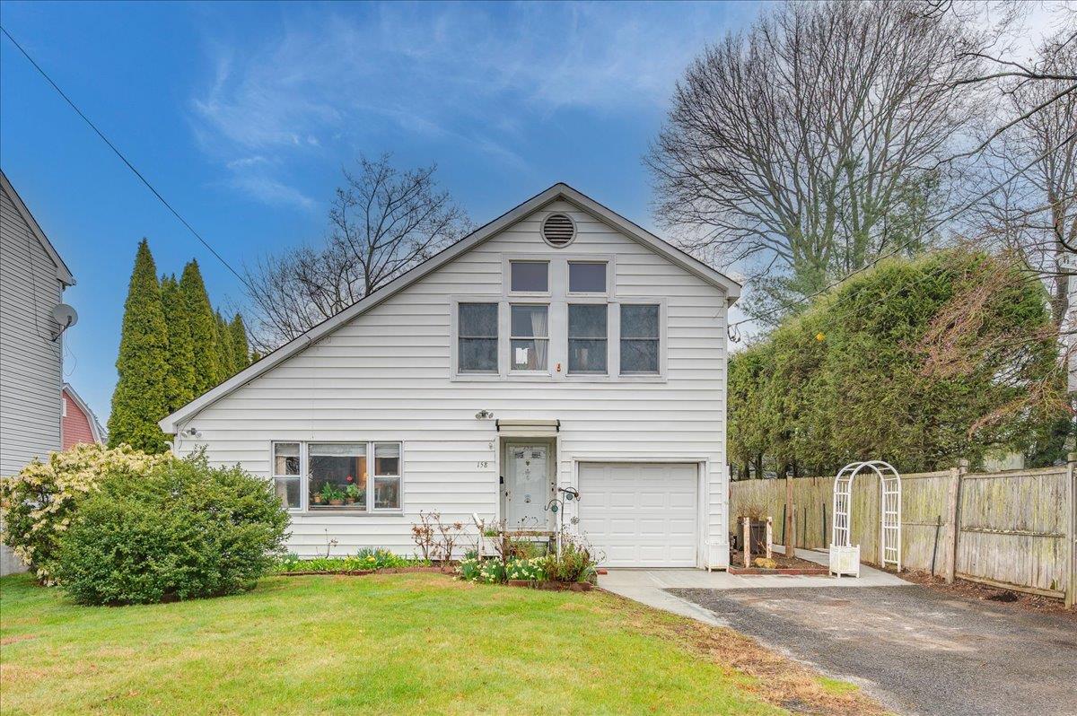 158 Davis Avenue, White Plains, New York image 2