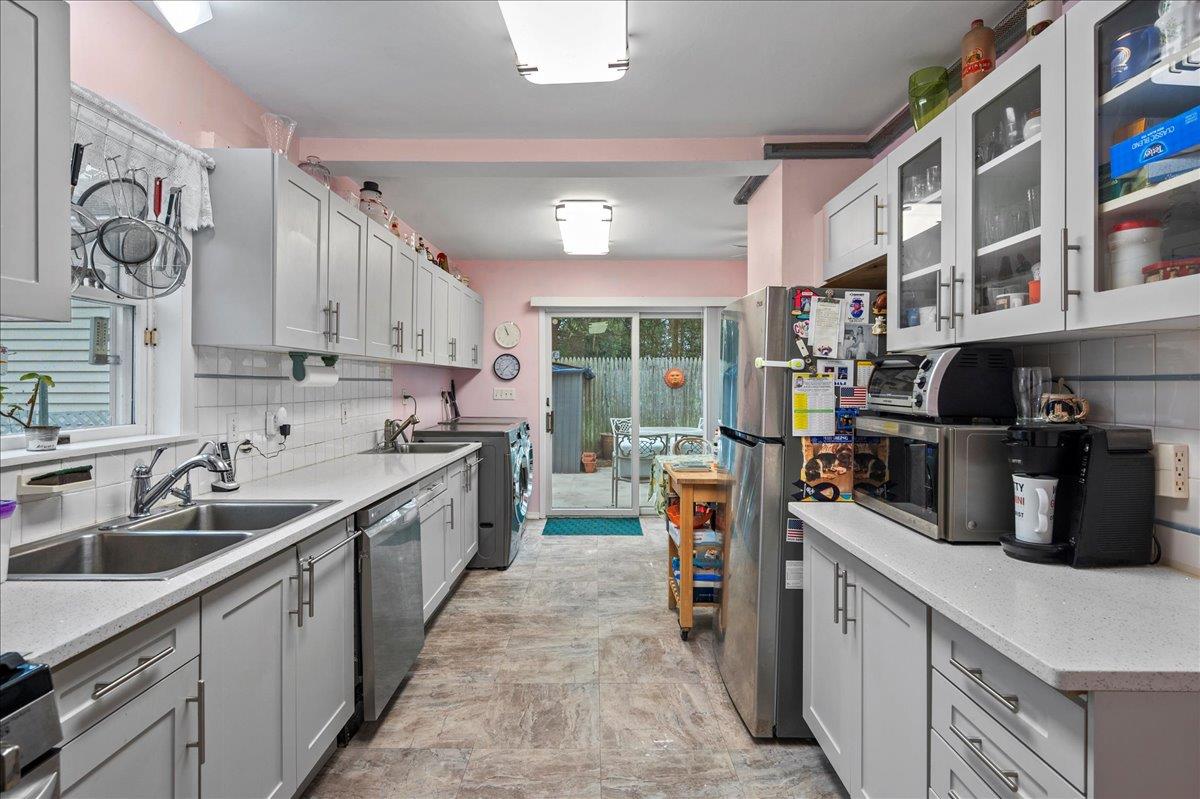 158 Davis Avenue, White Plains, New York image 9