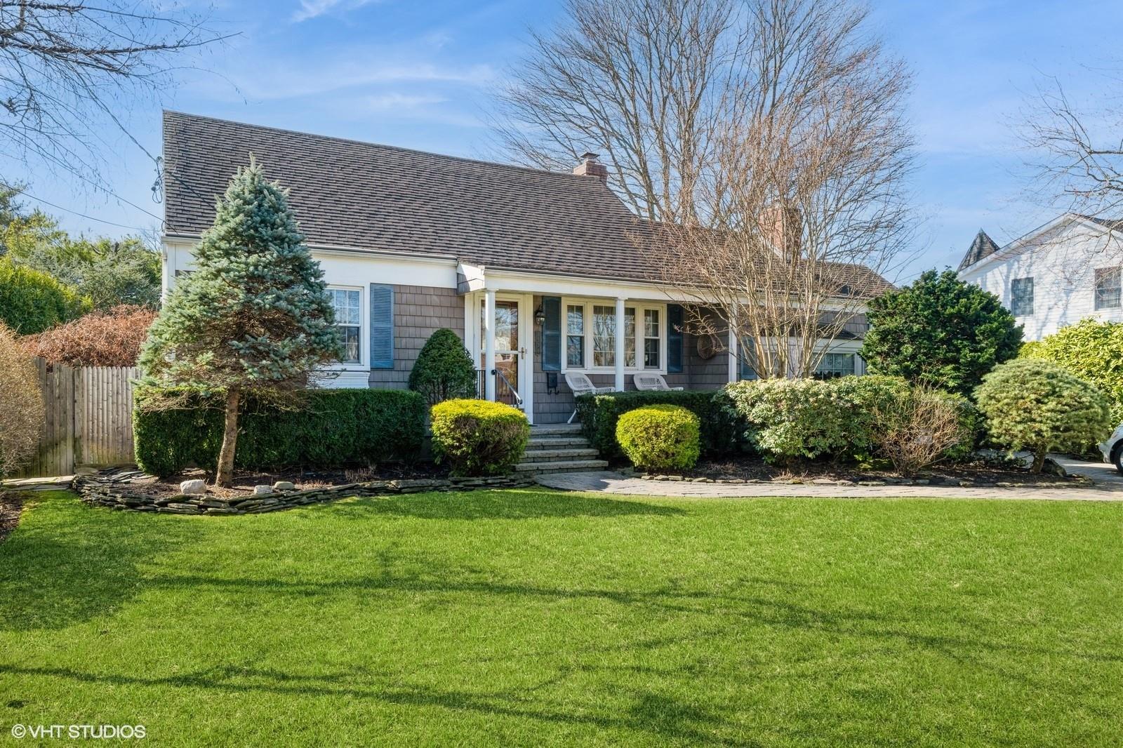 3536 Carrollton Avenue, Wantagh, New York image 2