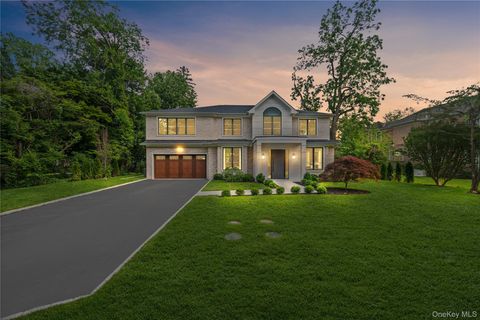 7 Mirrielees Road Great Neck NY 11021