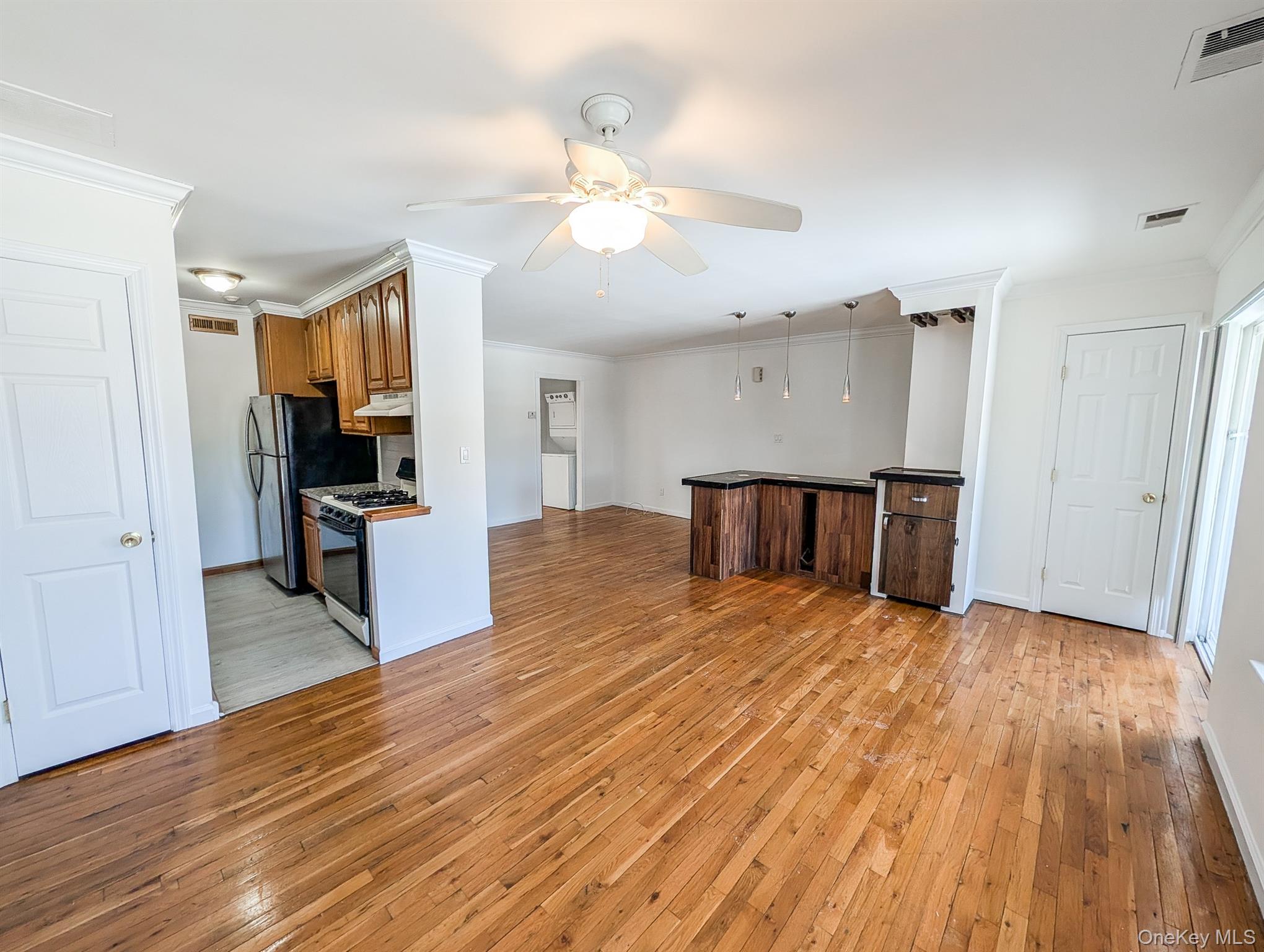 250 Artist Lake Drive