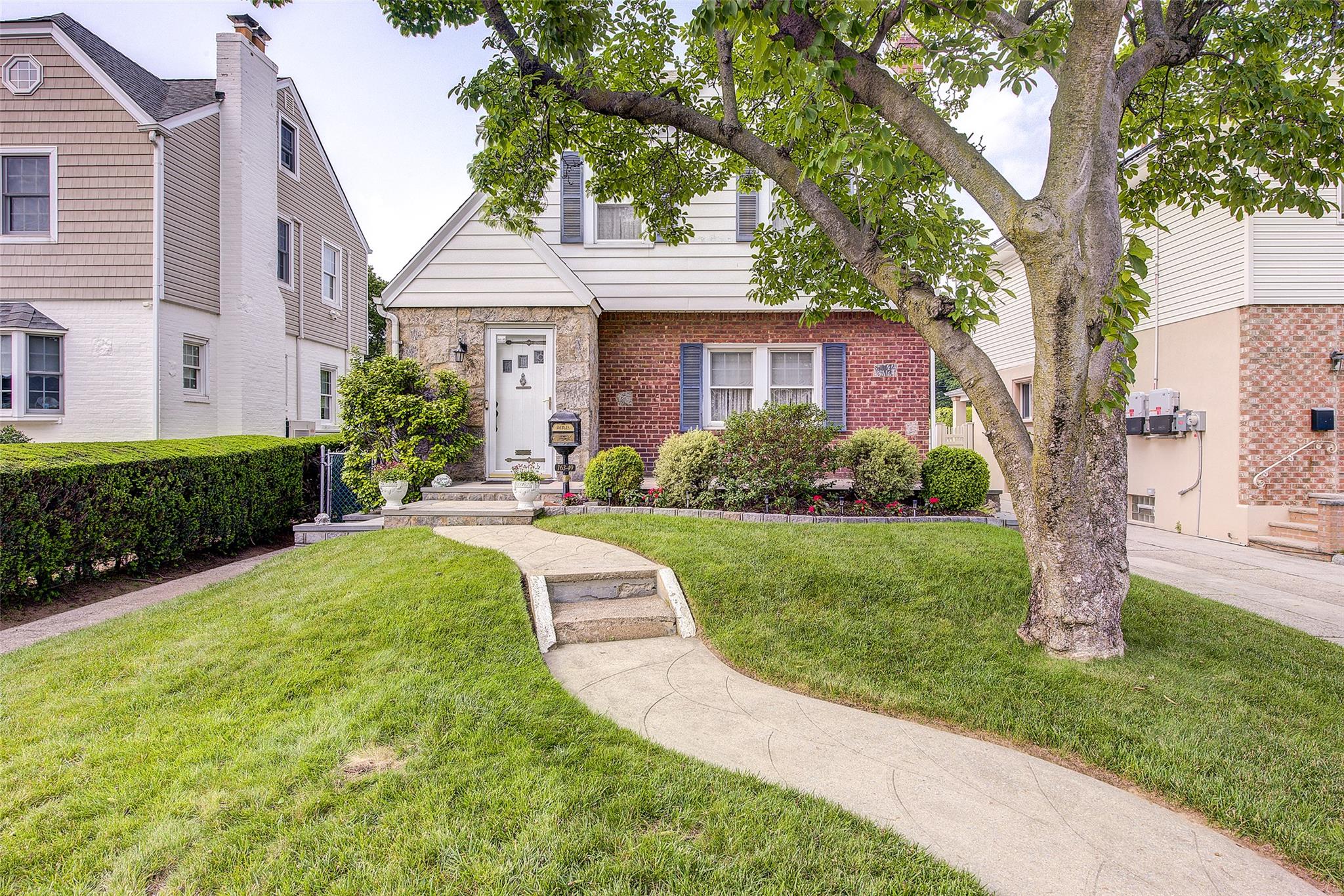 Property for Sale at 15th Drive, Whitestone, Queens, NY - Bedrooms: 3 
Bathrooms: 2  - $1,198,000