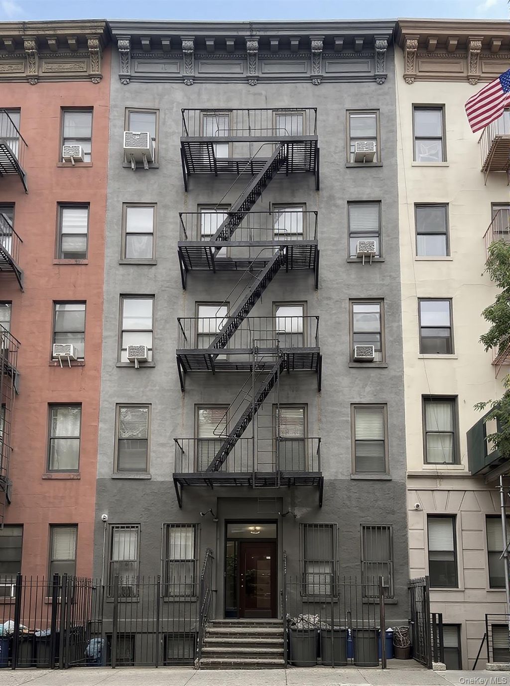 Photo of 517 W 48th Street #3FE, New York (Manhattan), NY 10036 (MLS # 995618)