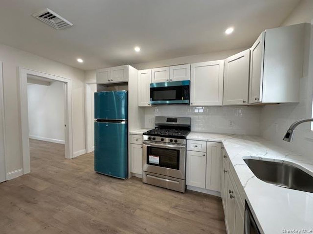 Photo of 12 Canyon Street, Huntington, NY 11743 (MLS # 965638)