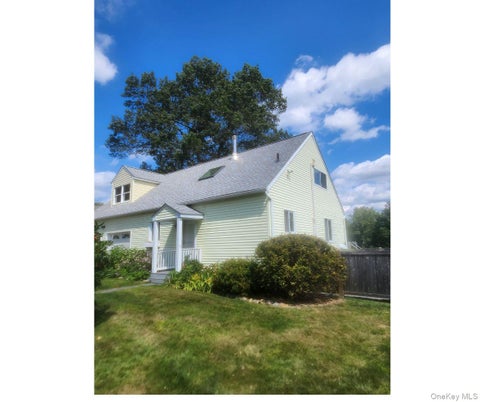 Apartment For Rent - 160 Couch Road<br/> Patterson, NY 12563