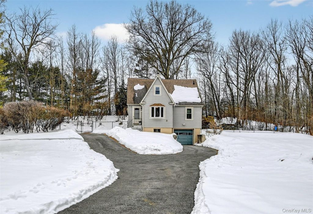 Photo of 51 Lakeside Road, Newburgh, NY 12550 (MLS # 959576)