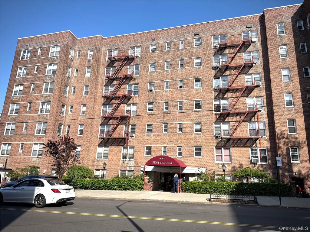 Photo of 9002 63RD Drive #5C, Rego Park, NY 11374 (MLS # 995520)
