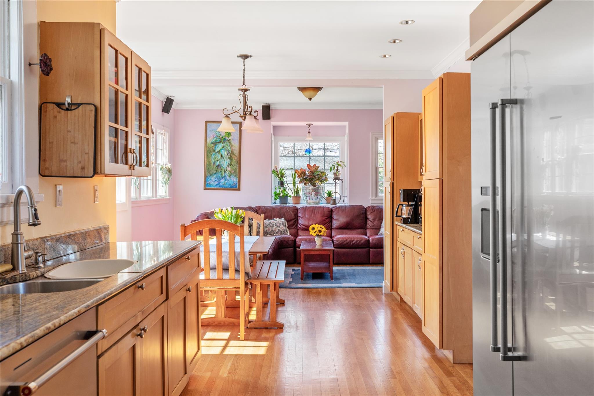 147 S Windsor Avenue, Brightwaters, New York image 18