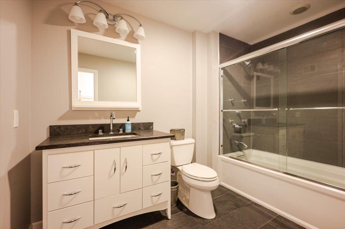 121 Terrace Court #121, Woodbury, New York image 14