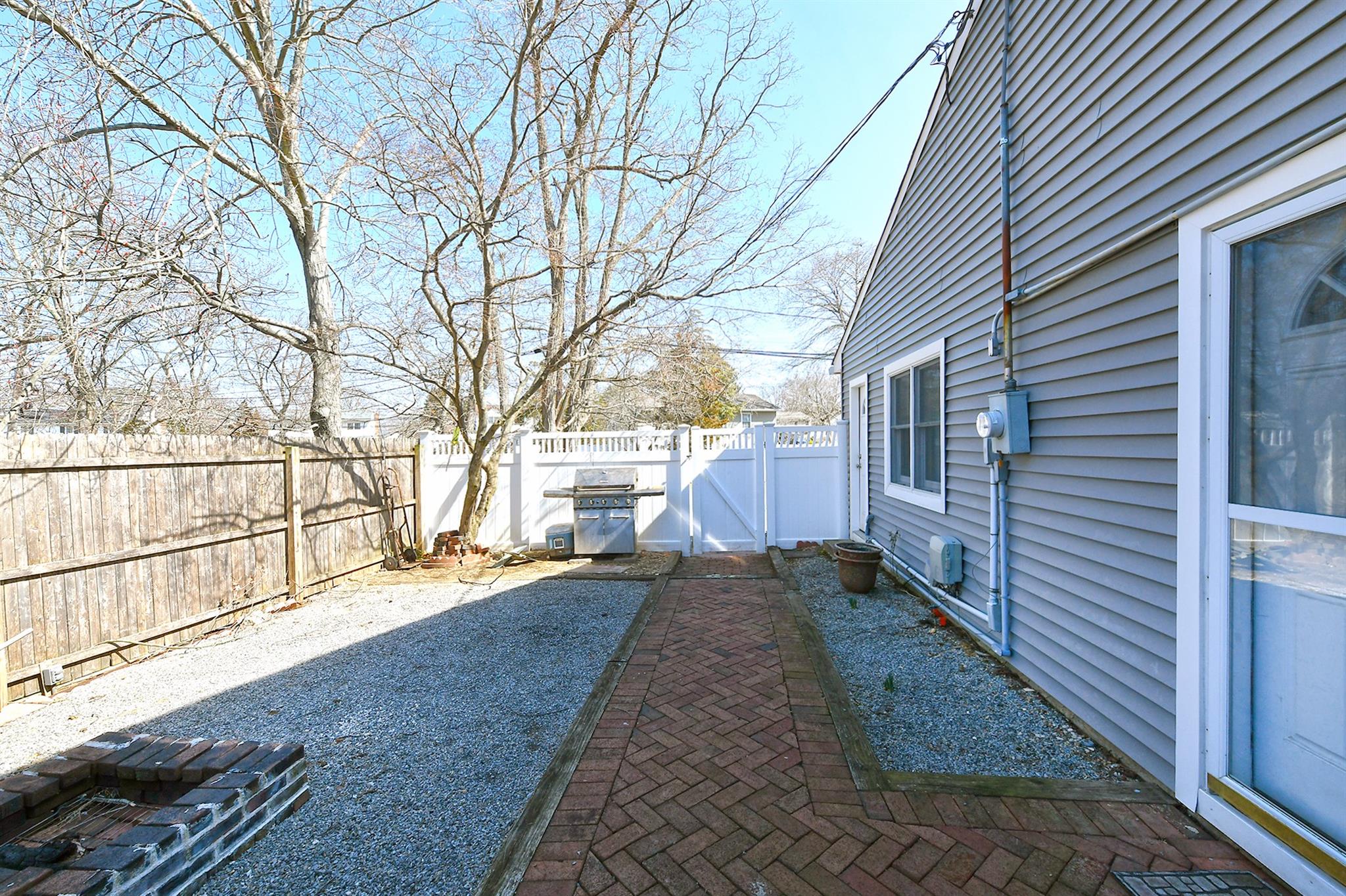 28 Merle Place, Deer Park, New York image 24