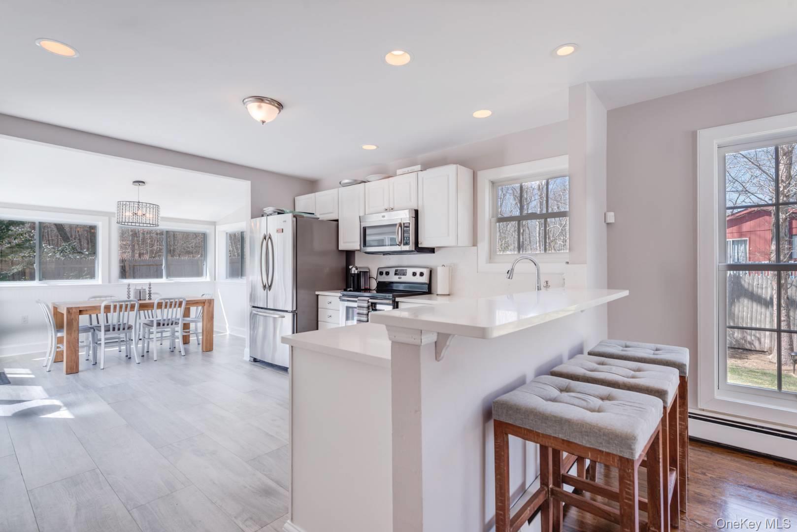 4 Montauk Boulevard