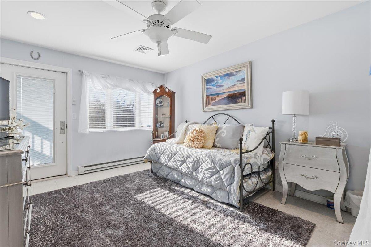 Long Beach, New York 11561, United States, 3 Bedrooms Bedrooms, ,2 BathroomsBathrooms,Residential,Active,257346