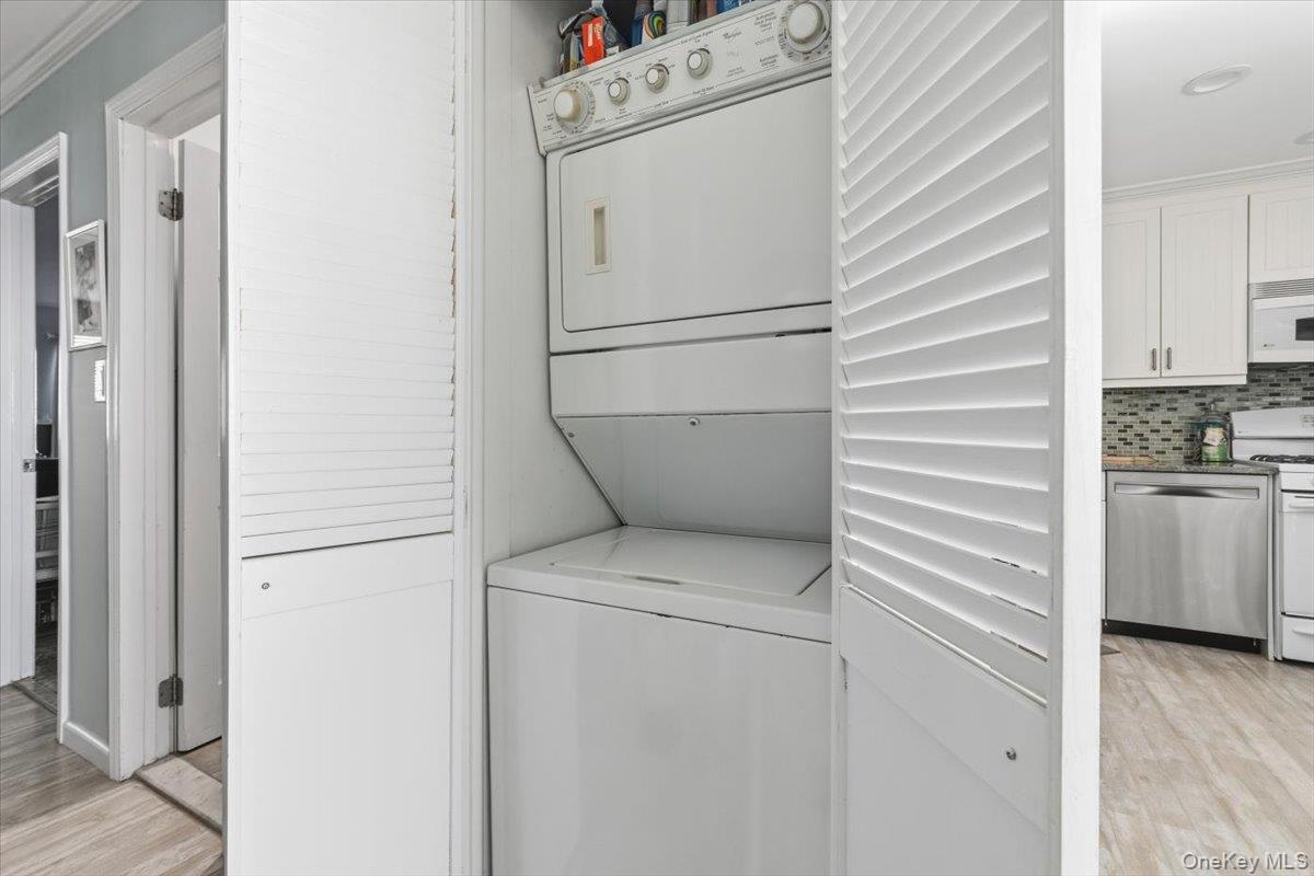 Long Beach, New York 11561, United States, 3 Bedrooms Bedrooms, ,2 BathroomsBathrooms,Residential,Active,257346