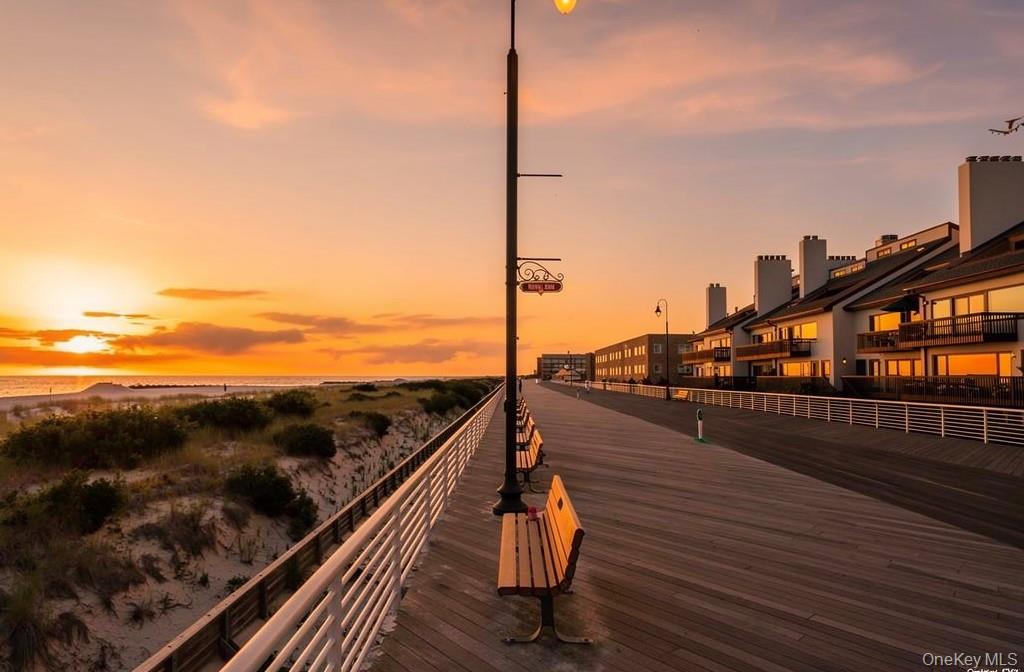 Long Beach, New York 11561, United States, 3 Bedrooms Bedrooms, ,2 BathroomsBathrooms,Residential,Active,257346