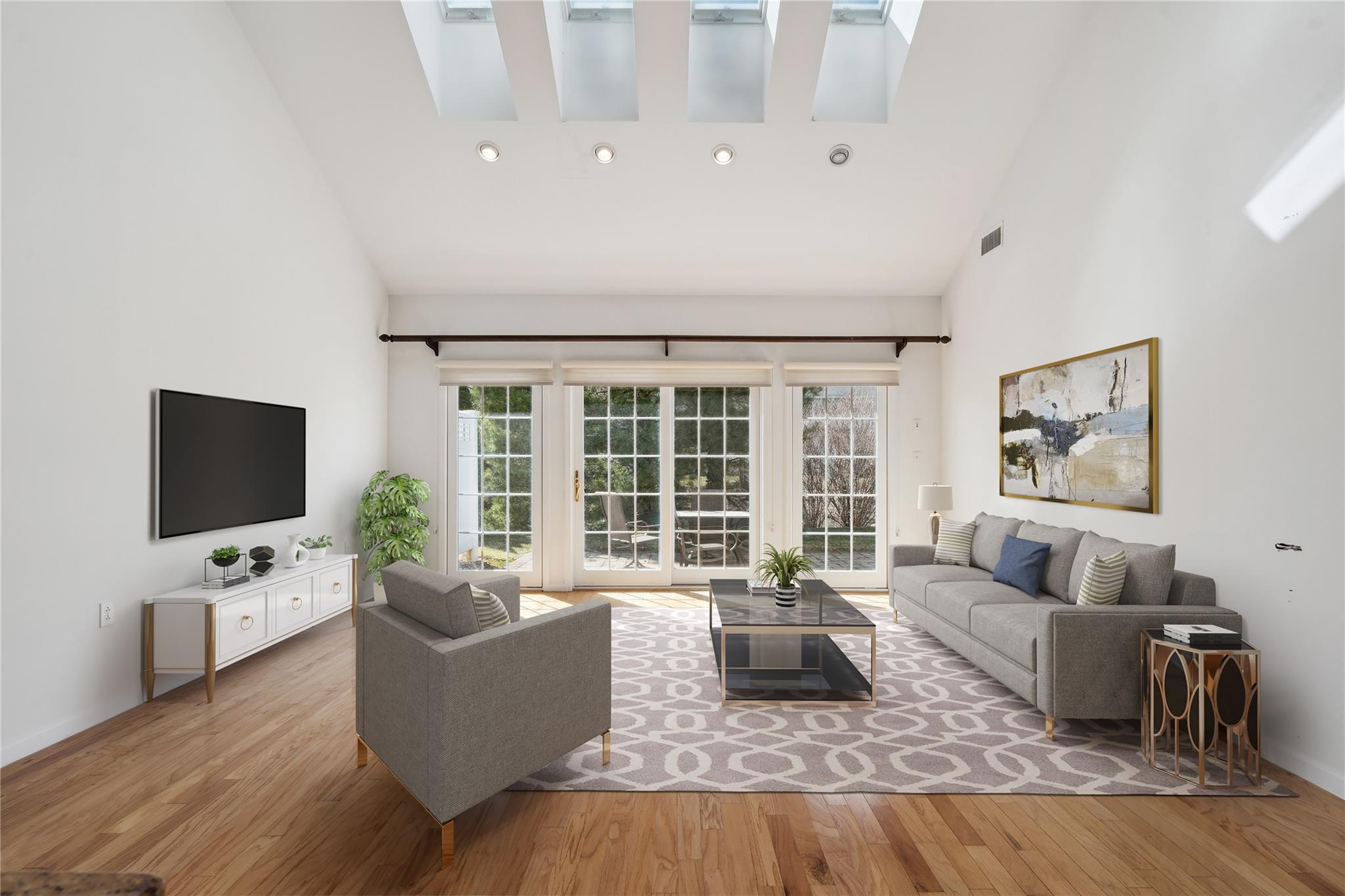 218 Miro Place, Port Washington, New York image 13