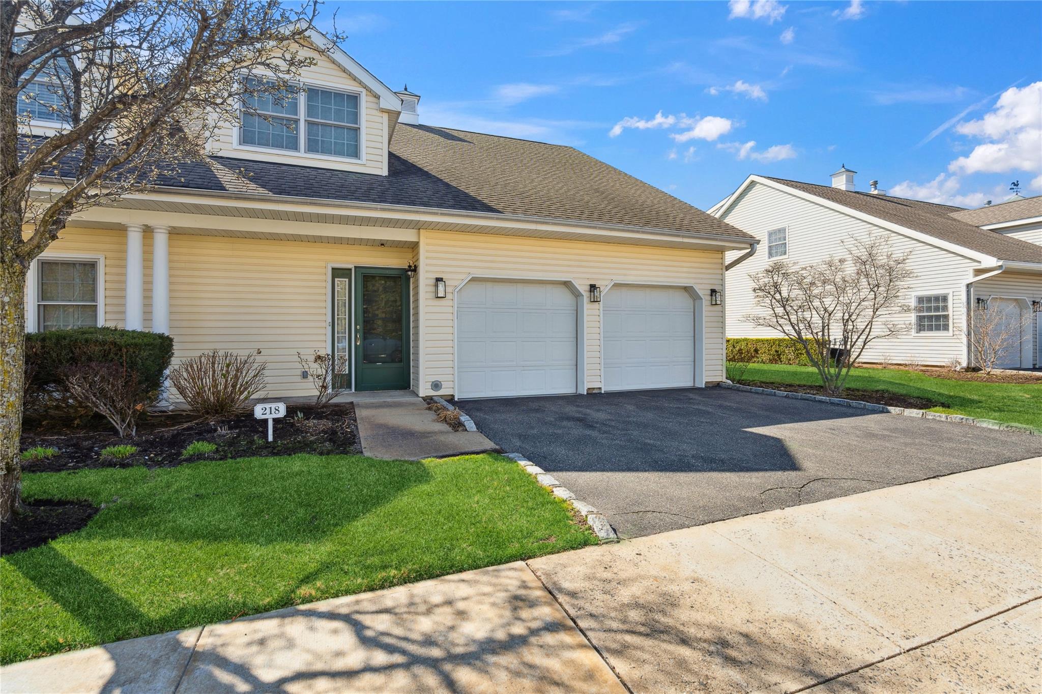 218 Miro Place, Port Washington, New York image 3