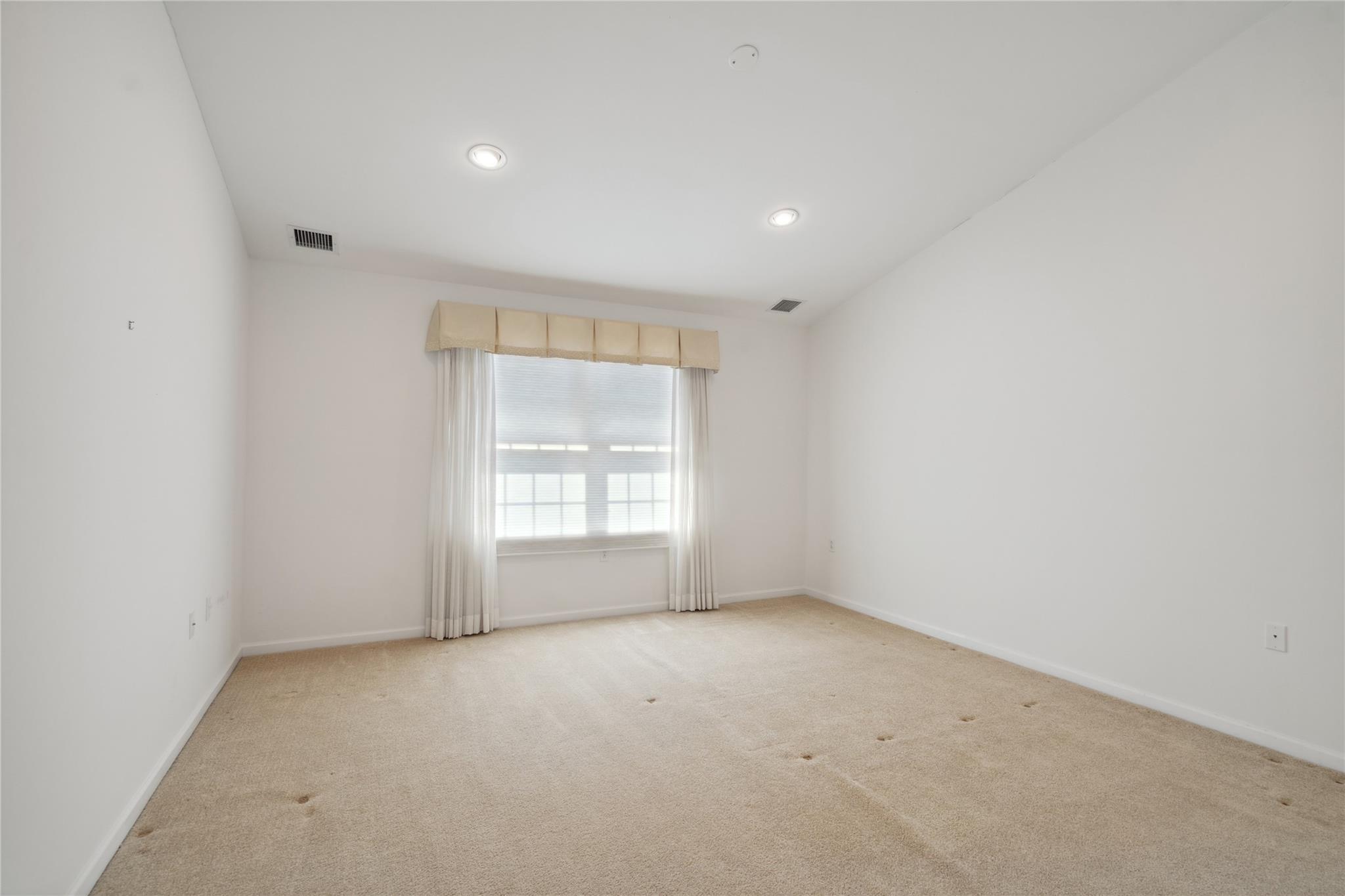218 Miro Place, Port Washington, New York image 29
