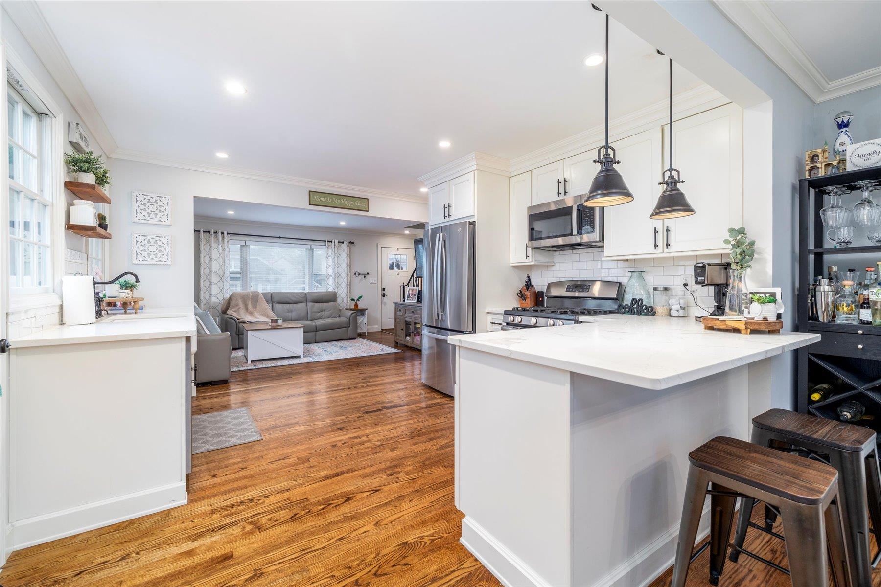2611 Kenny Avenue, Merrick, New York image 10