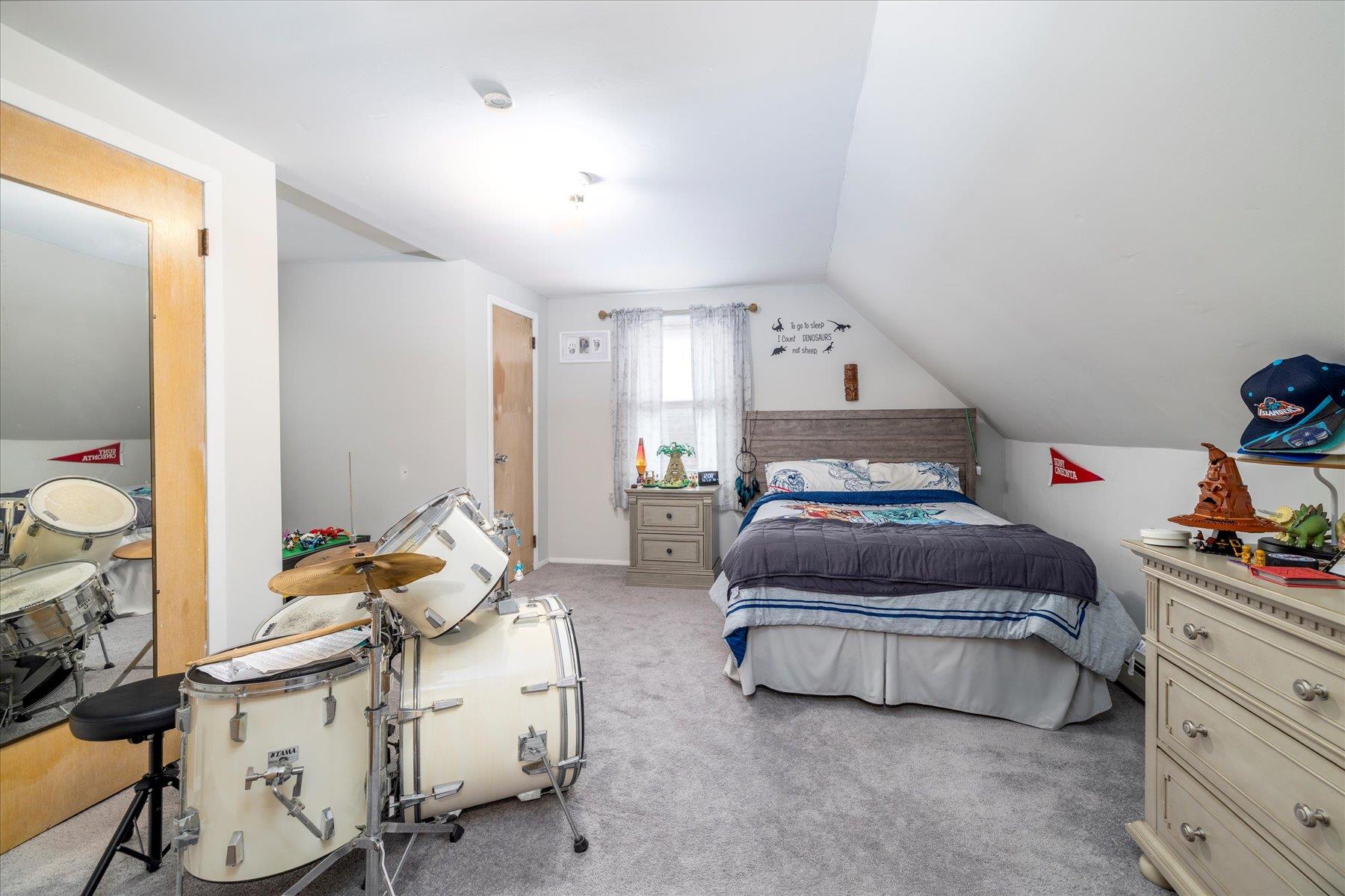 2611 Kenny Avenue, Merrick, New York image 16