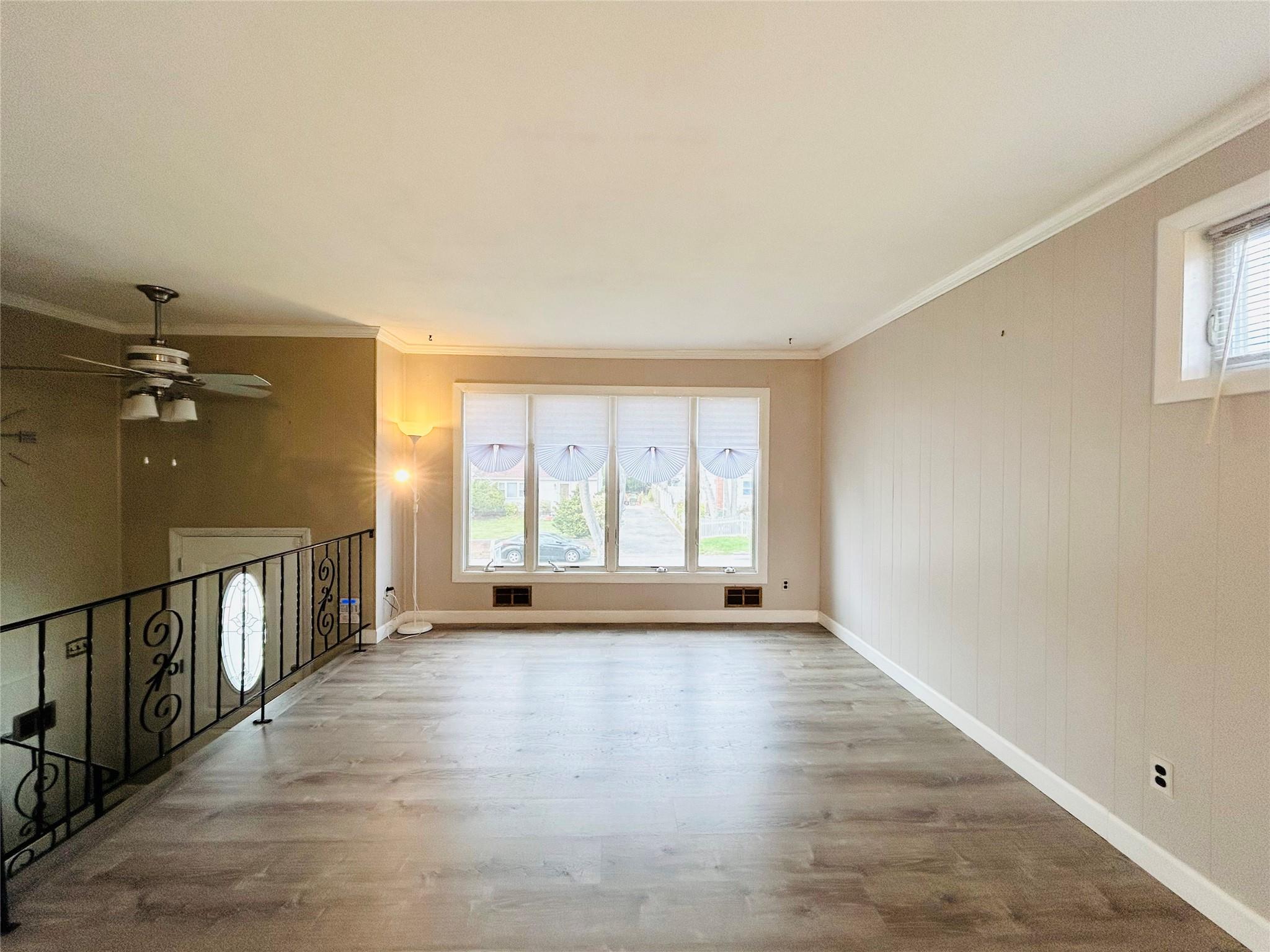 29 Leonard Place, Amityville, New York image 3