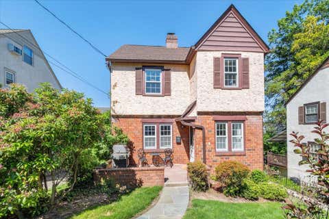 Homes For Sale - 8 Interlaken Avenue<br/> Westchester County, New Rochelle, NY 10801