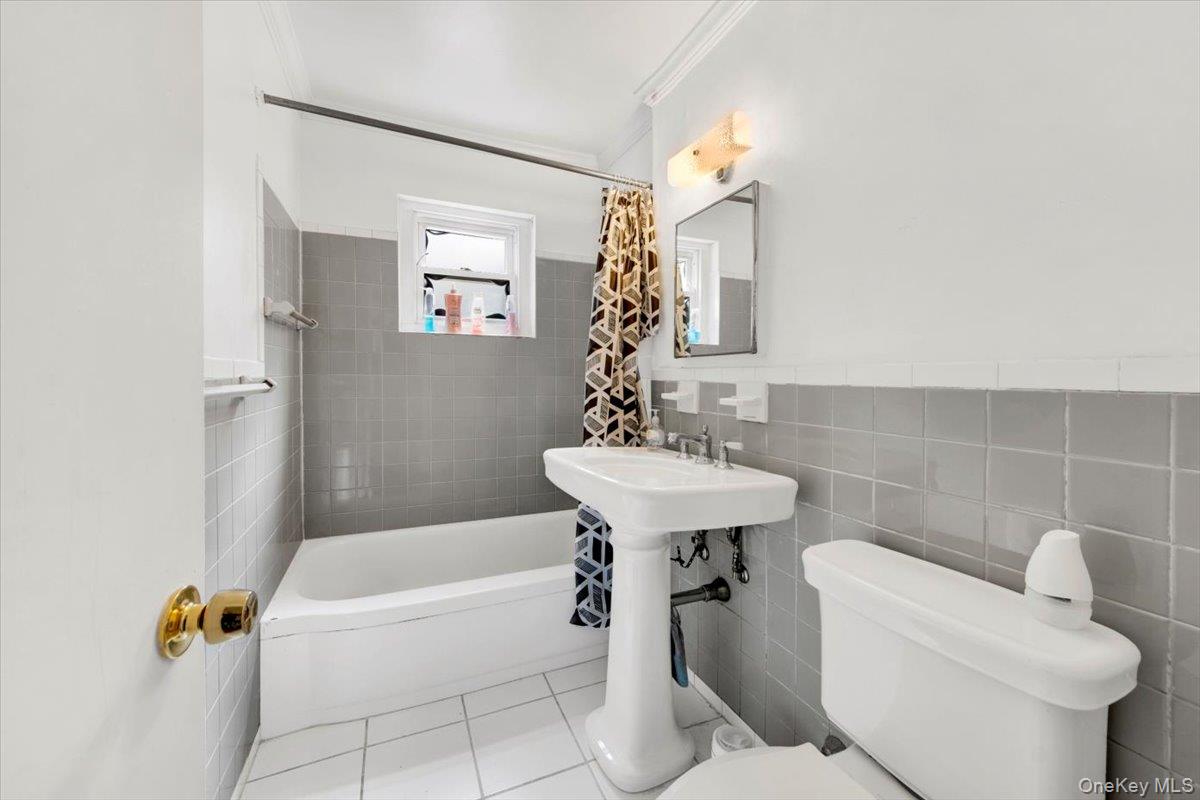 1879 Crompond Road G-10