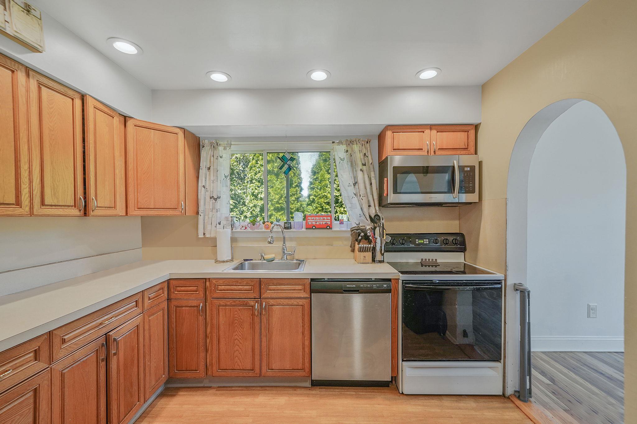 156 Maple Street, Medford, New York image 21