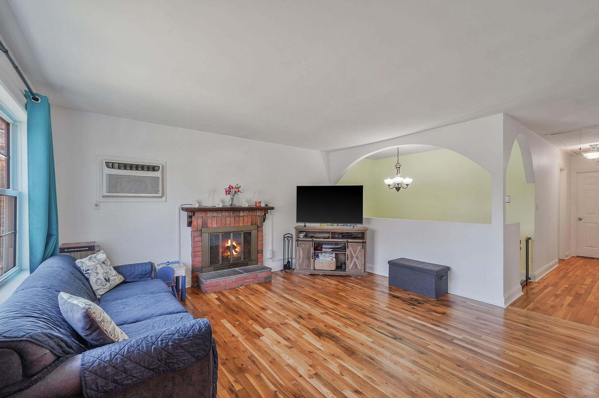156 Maple Street, Medford, New York image 15