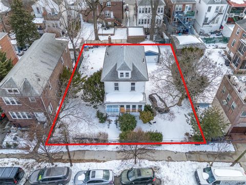 Vacant Land For Sale - 3146 Sands Place<br/> Bronx, NY 10461
