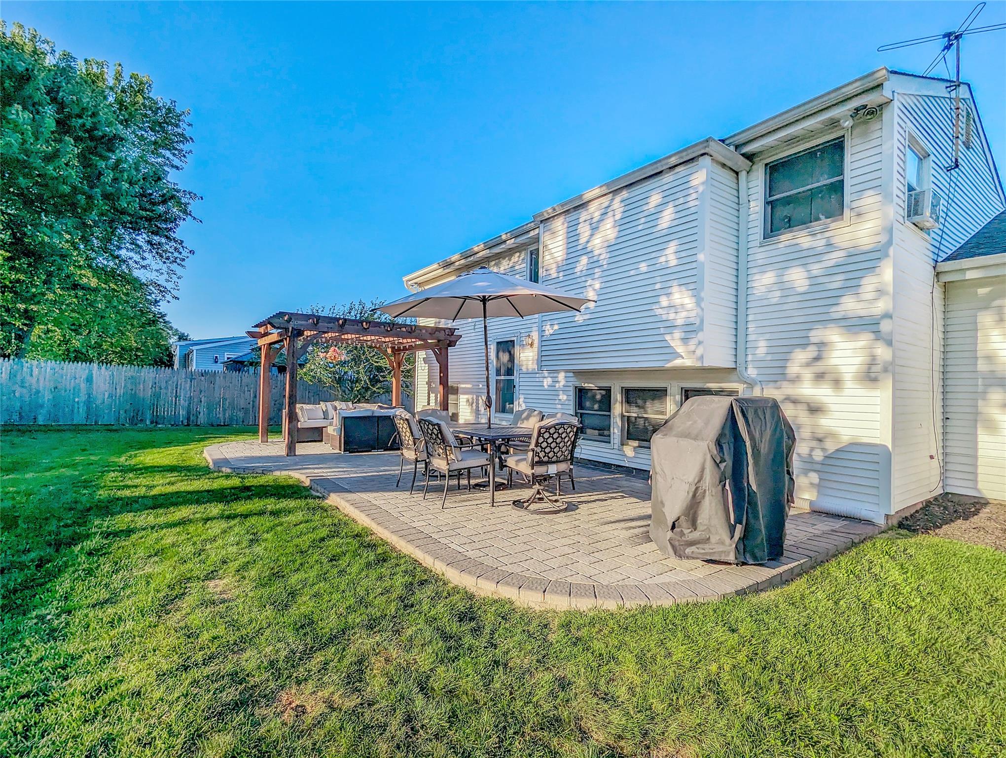 3004 Acorn Avenue, Medford, New York image 22