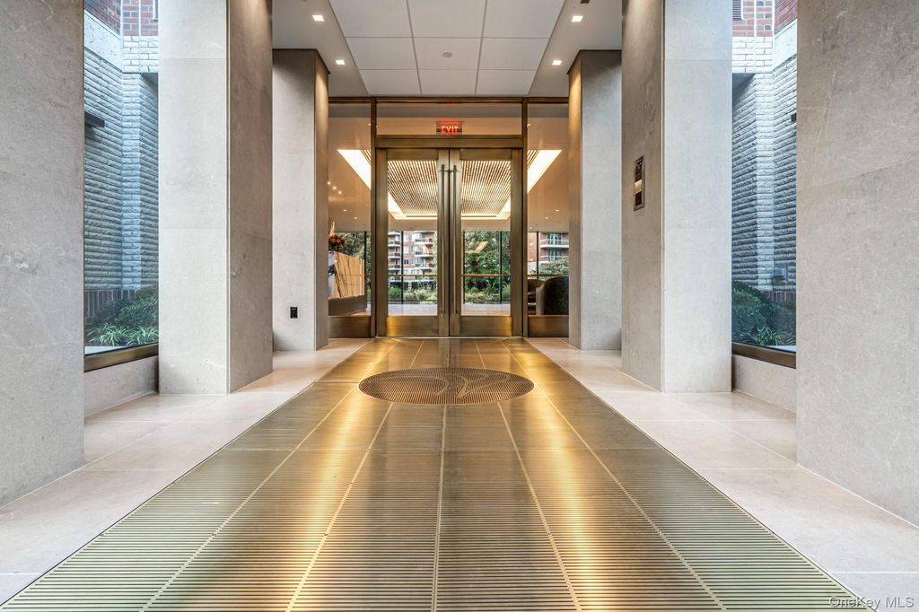 Photo of 111 Cherry Valley Avenue #202, Garden City, NY 11530 (MLS # 976451)