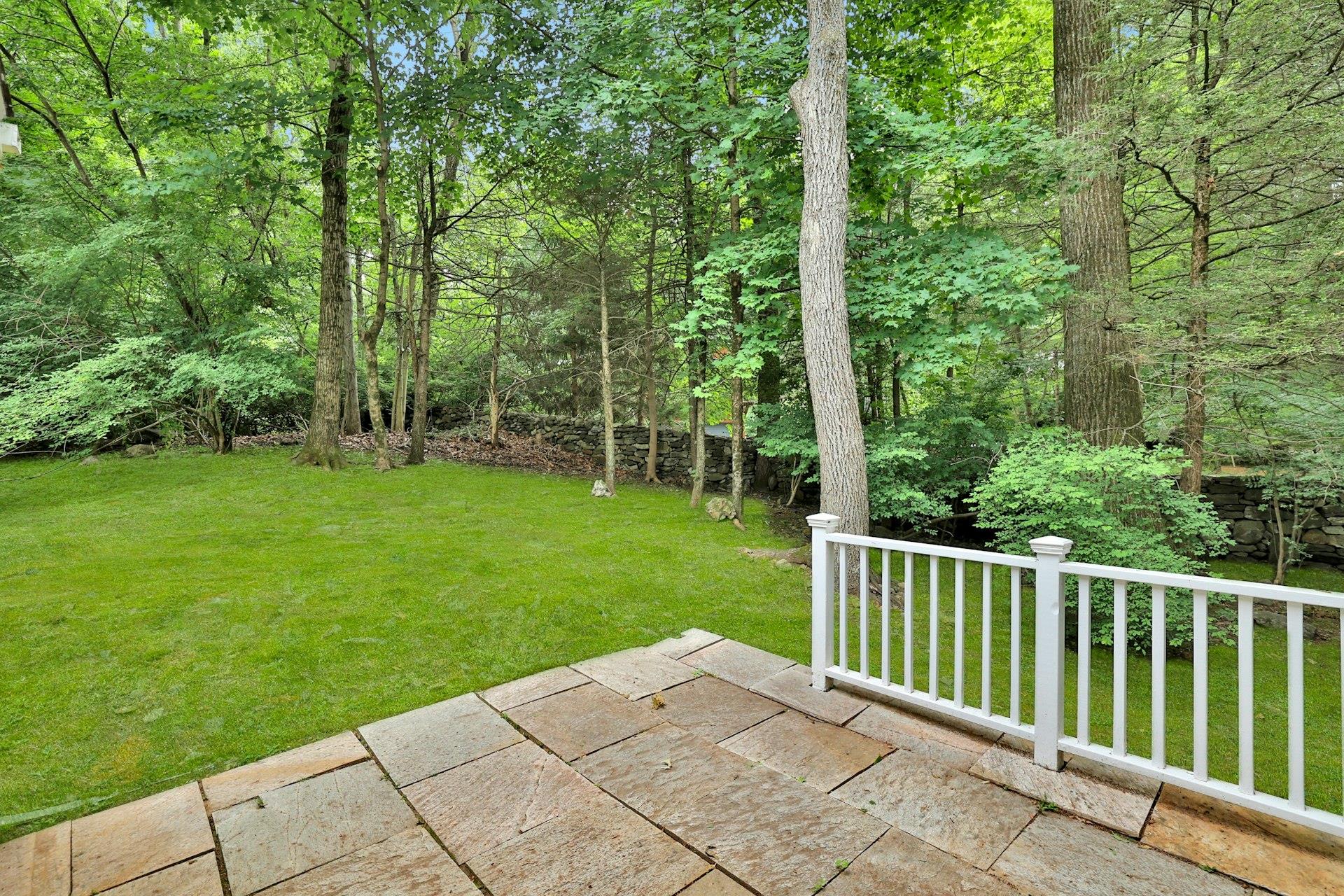 18 Valley Lane, Chappaqua, New York image 32