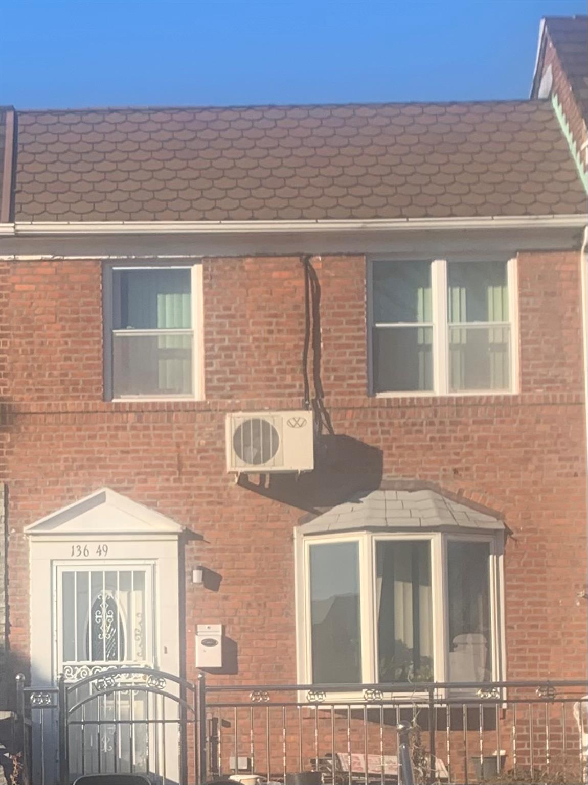 Property for Sale at 71 Road, Kew Garden Hills, Queens, NY - Bedrooms: 3 
Bathrooms: 2.5 
Rooms: 5  - $1,100,000