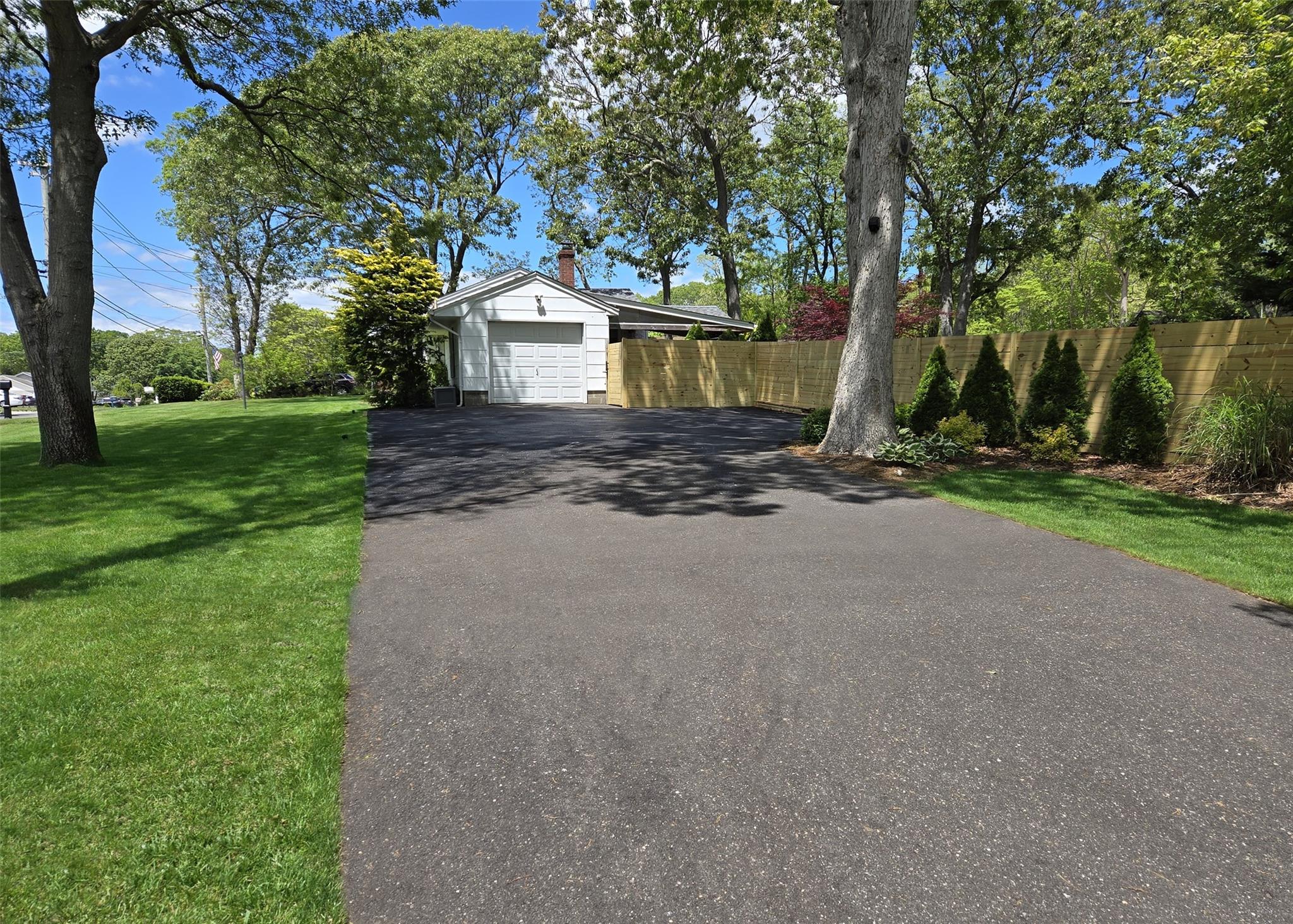 149 S Evergreen Drive
