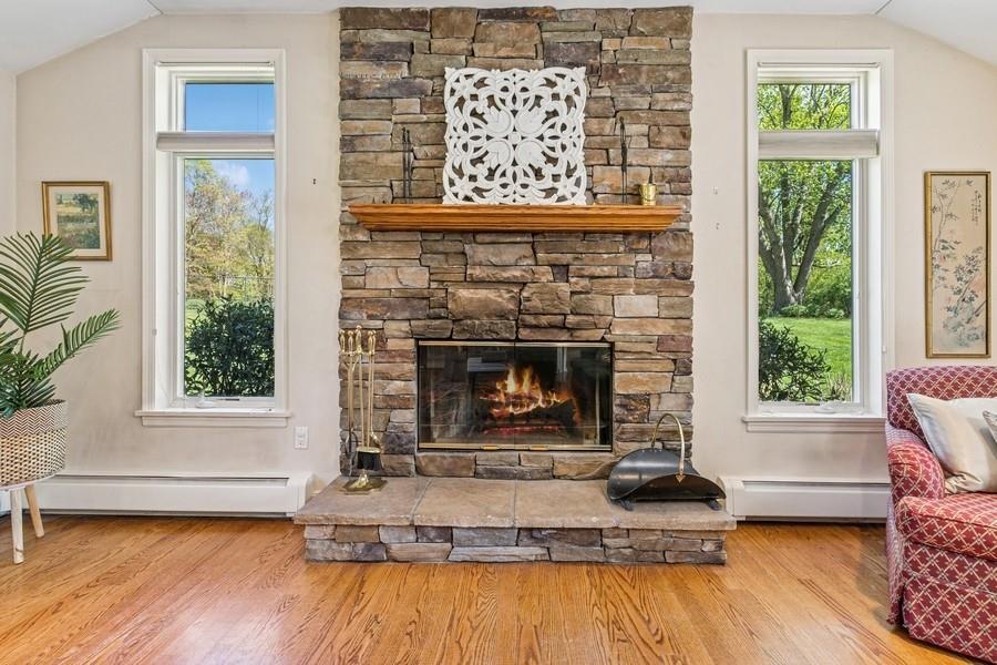 30 Wintergreen Drive, Melville, New York image 8
