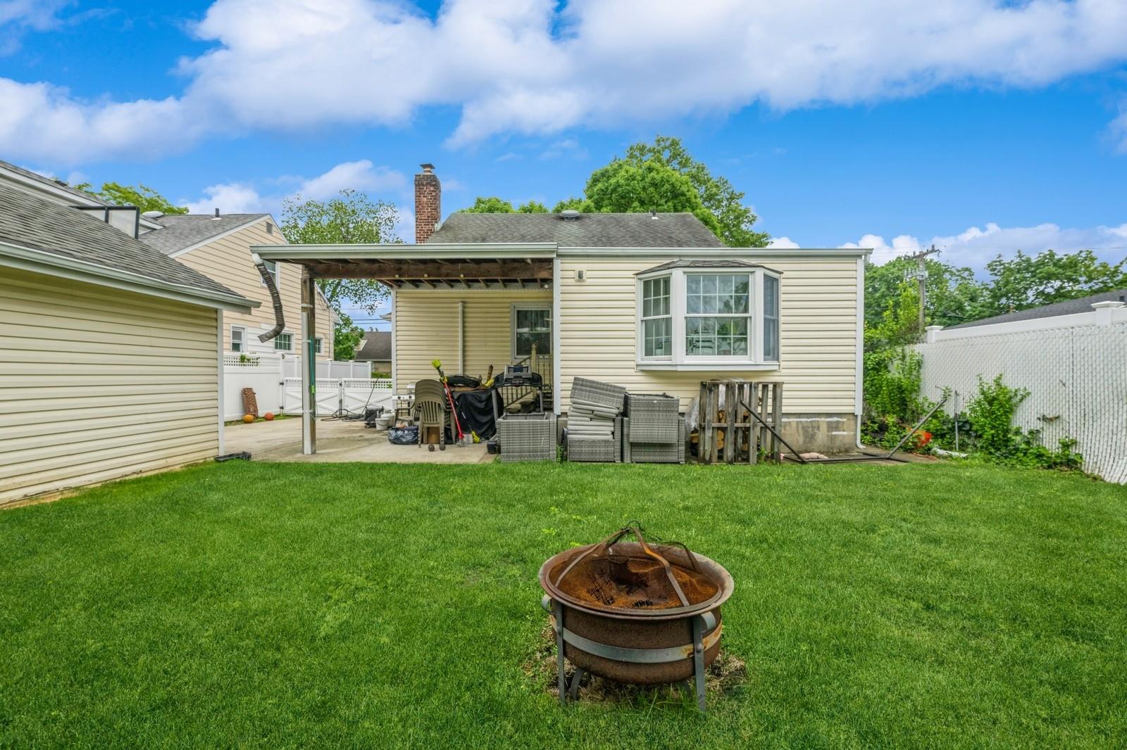 2482 Soper Avenue, Baldwin, New York image 21