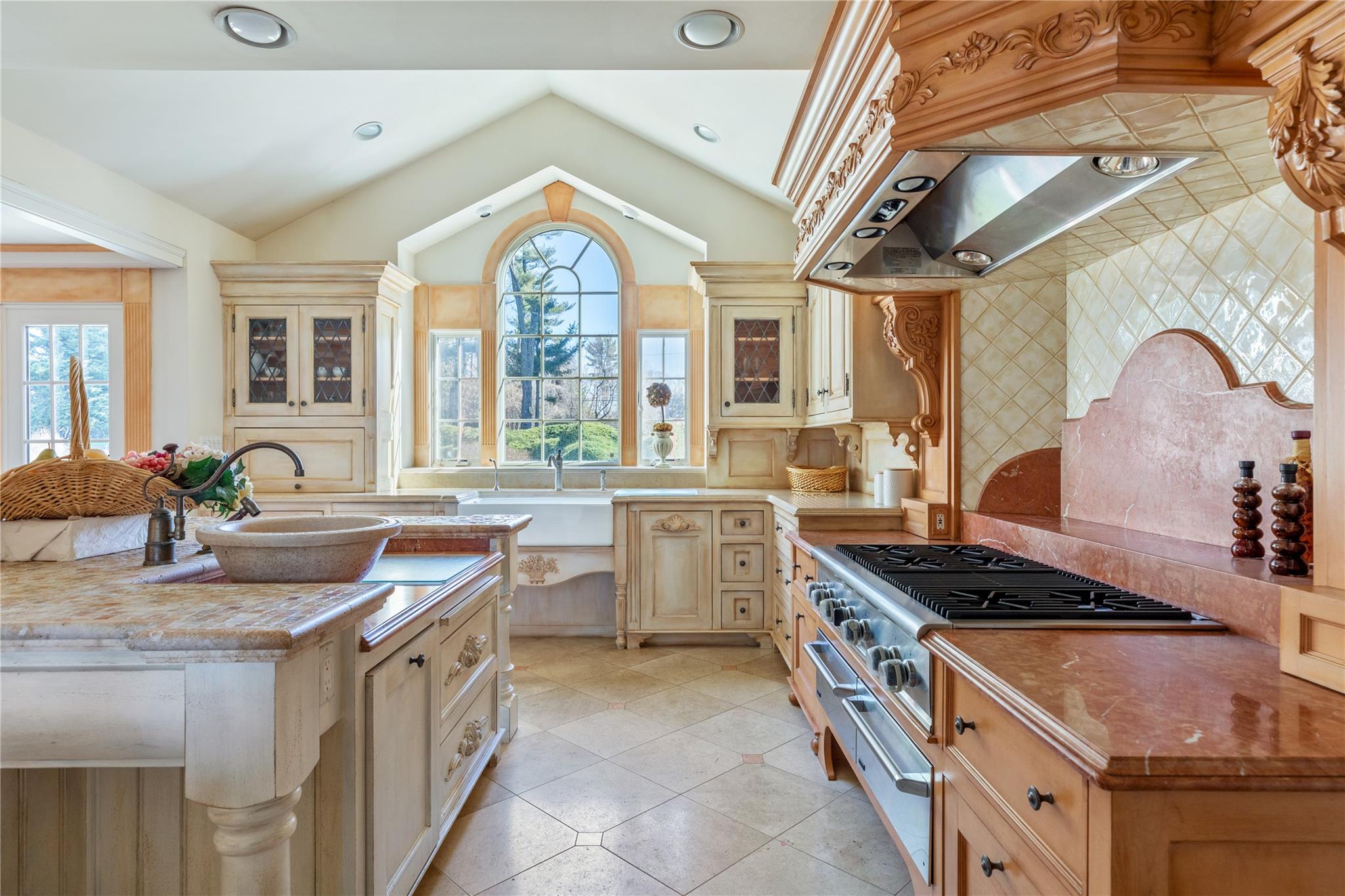 6 Longridge Lane
